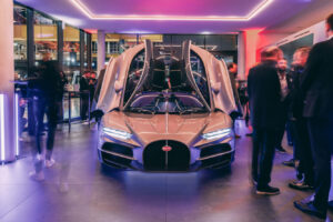 Bugatti mit neuen Showrooms in München und Wien (Fotos: Bugatti)